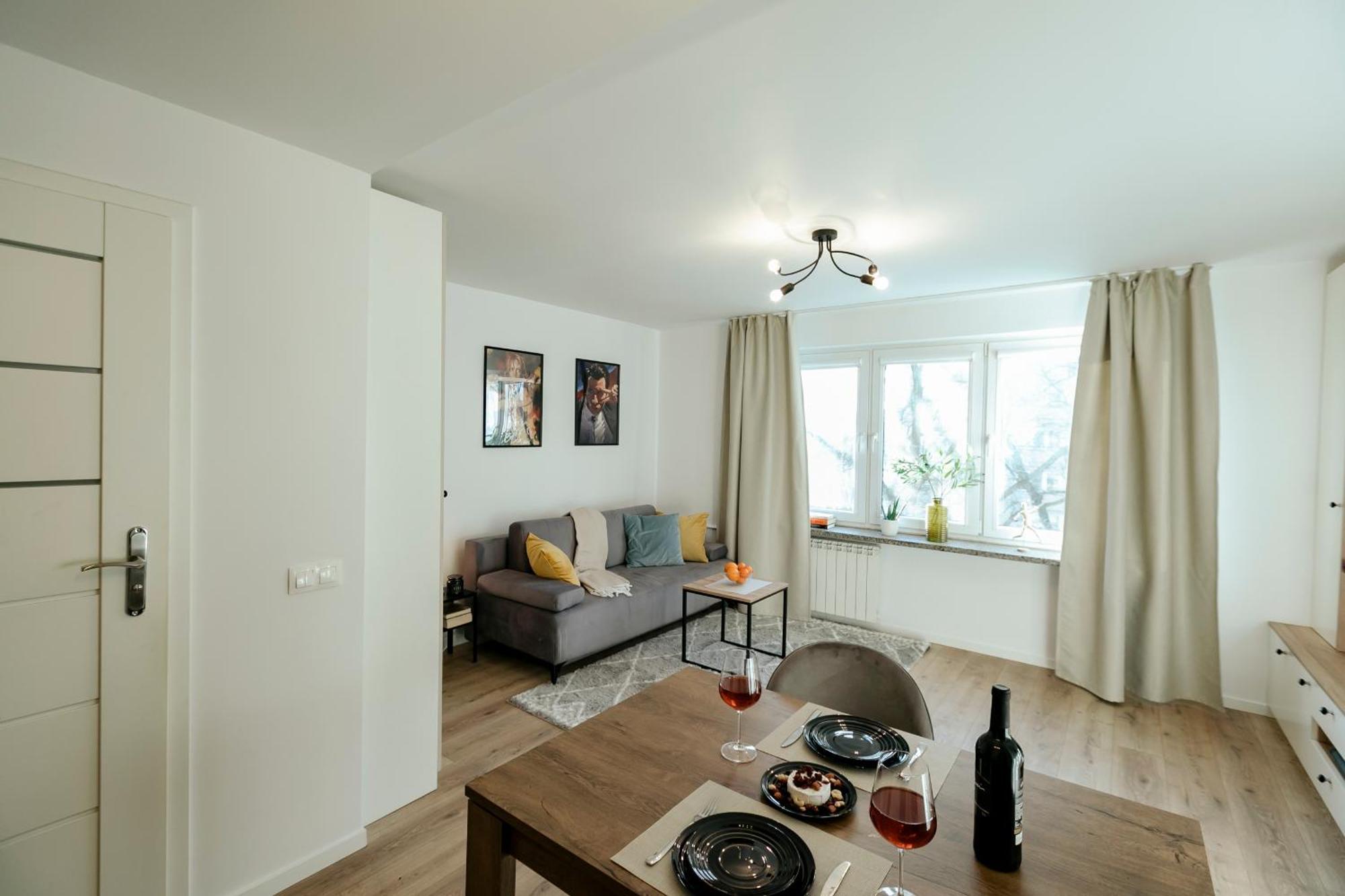 Apartment Jana Pawla 55 - Bardzo Wygodne W Centrum Warszawy - Better *